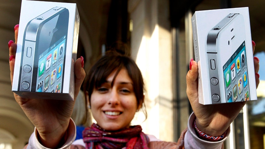 Britain iPhone 4S first purchase.jpg